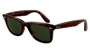 Z wayfarerami są dwa problemy: ten, że to ulubiony model hipsterów oraz rzucające się w oczy logo. Z tych dwóch problemów jeden łatwo rozwiązać przy użyciu acetonu